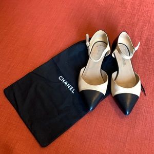 Chanel flats shoes. Size 38.